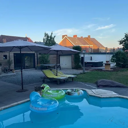 فندق مبيت وإفطار Tournez La Page